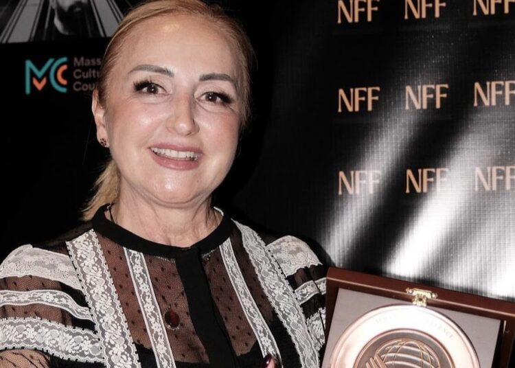 Festivali i parë shqiptar i filmit në SHBA/ Mariana Kondi nderohet me çmim në “Noli Film Festival”!