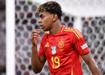 Fotoja e Lamine Yamal dhe djalit të Cristiano Ronaldos po bën xhiron e rrjetit!