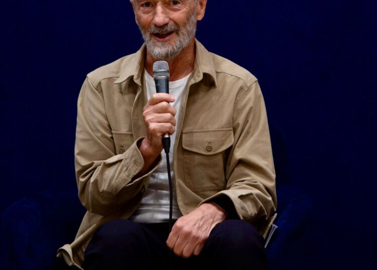 Angjelin Prejlocaj me një “Liqen Mjellmash” të pazakontë, nis sot Festivalin e Tiranës