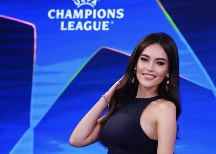 “The Sun” shkruan për Eva Muratin: Mbretëresha e “Champions League”!