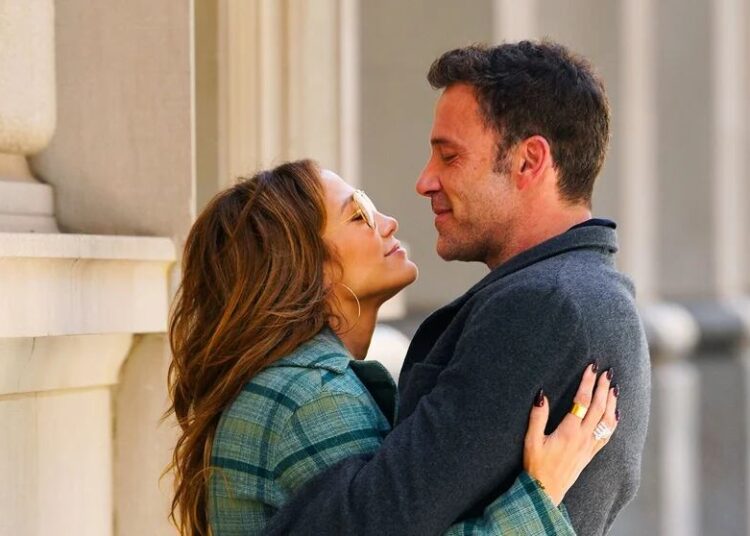 Ben Affleck dhe Jennifer Lopez duan të qëndrojnë miq pas divorcit: Ka ende shumë dashuri