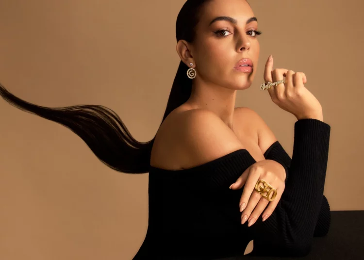 “Besoj te forcat e errëta”, Georgina shokon me deklaratën: Kam parë djallin!