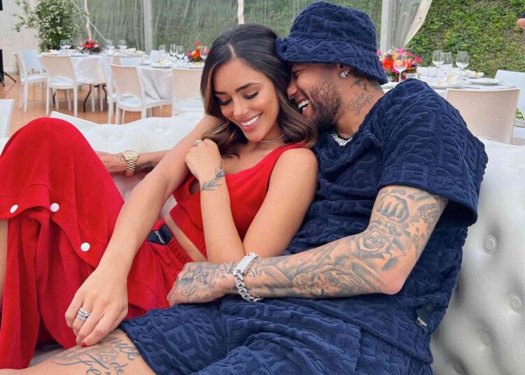 E tradhtoi 92 herë gjatë lidhjes, Neymar dhe Bruna rikthehen në krahët e njëri-tjetrit?