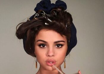 Gati për 5 minuta? Niseni mëngjesin pa stres me këto teknika make up-i!