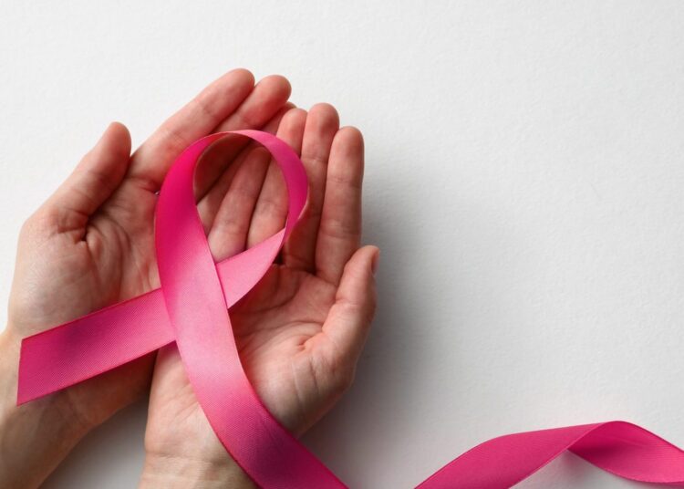 “Kanceri i gjirit është i pabesë”, mesazhi i mjekes senologe: Kryeni kontrolle 1 herë në vit!