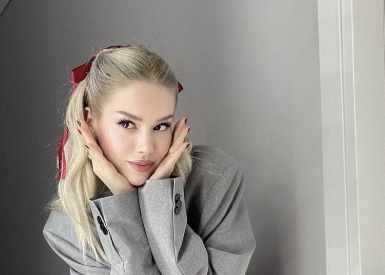 Fjoralba gjeti mënyrën origjinale për t’iu mbyllur gojën atyre që e pyesin: Pse s’po bën fëmijë?