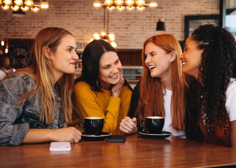 Ky veprim që e bëjmë çdo ditë po na shkurton jetën – më keq sa duhani!