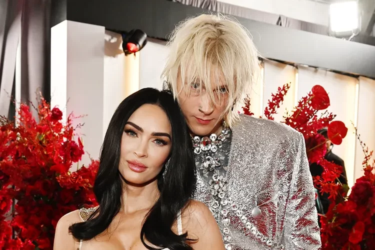 Megan Fox shtatzënë!