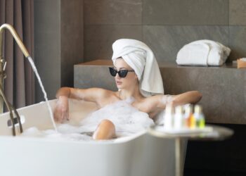 7 arsye pse karakteri yt i frikëson të tjerët