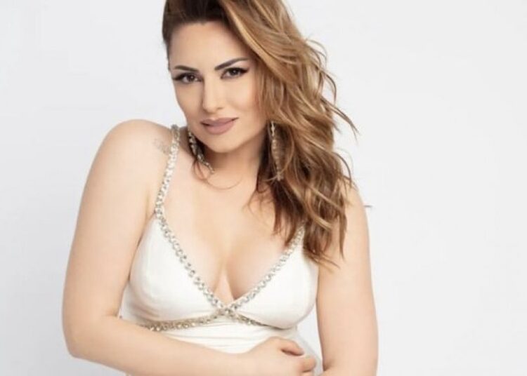 “Pyesja veten përse ekzistoj”, Eneda Tarifa tregon luftën me depresionin: Nuk kam qenë gati…