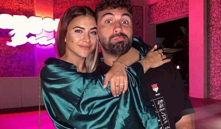 (FOTO)/Ledri dhe Sara “kapen mat” në Tiranë, ja çfarë zbuluam për takimin e tyre