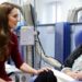 Kate Middleton viziton spitalin ku u trajtua fshehurazi: Ka dritë në fund të tunelit