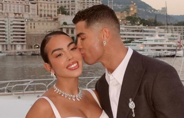 Georgina mbush 31 vjeç, Ronaldo i bën urimin e veçantë
