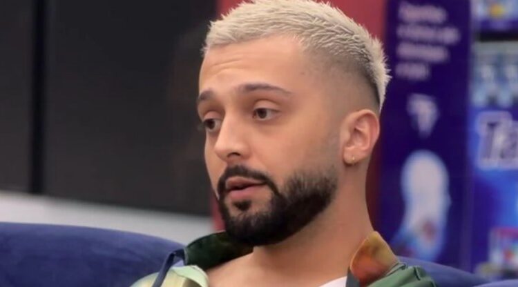 Gjesti i kërkon falje publike Eglit