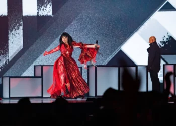 Finalja e madhe e Eurovision: Shqipëria mbyll spektaklin me “Zjerm”