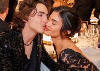 Moment i sikletshëm, Timothee i shmanget puthjes së Kylie Jennerit