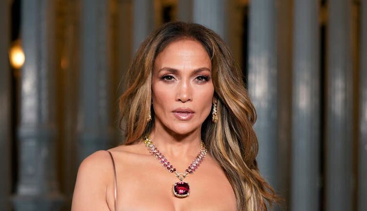 Jennifer Lopez paditet pse postoi fotot e saj!