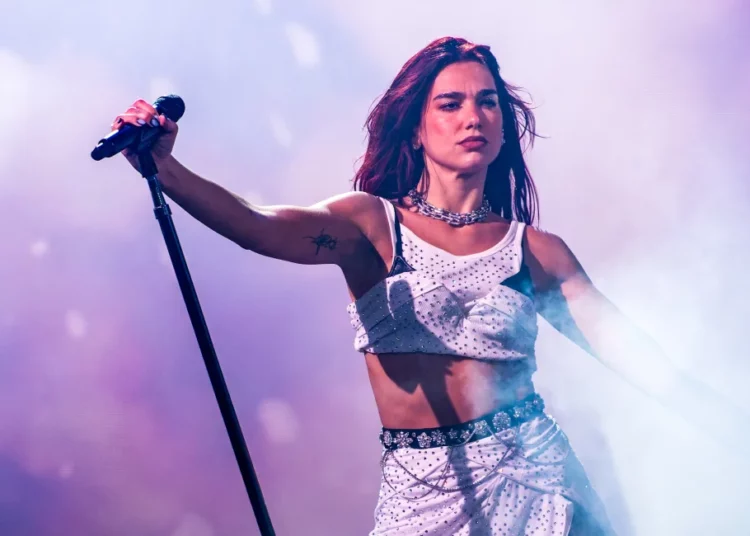 Dua Lipa lë pa fjalë Galatasaray, ja shifra që kërkoi për të performuar!