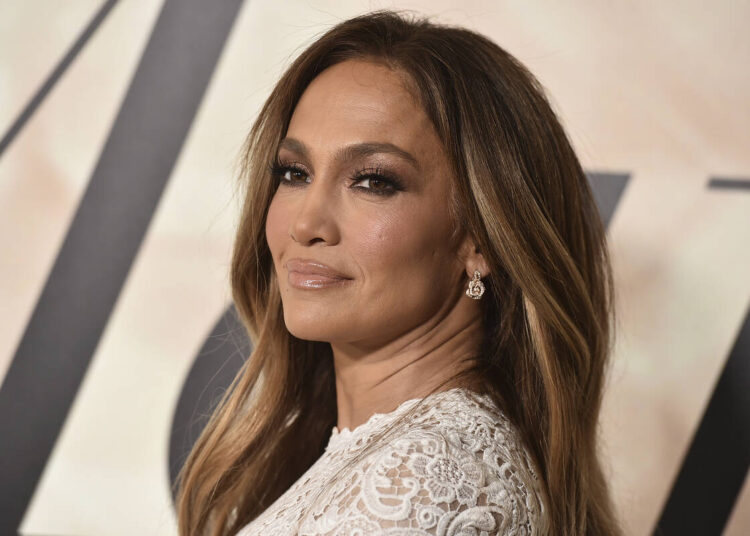 Nuk njihet më! J.Lo bën ndryshimin drastik në pamje