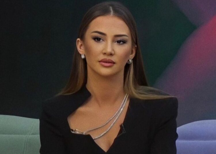 Kiara humb njeriun e shtrenjtë të familjes: Do më mungojë zëri yt!