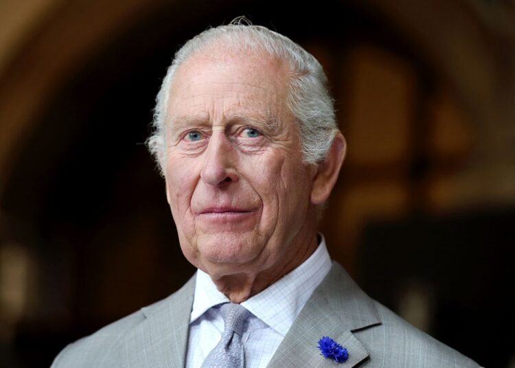 Kanceri i mbretit Charles është i pashërueshëm, ja ç’ndodh me fronin pas vdekjes së tij