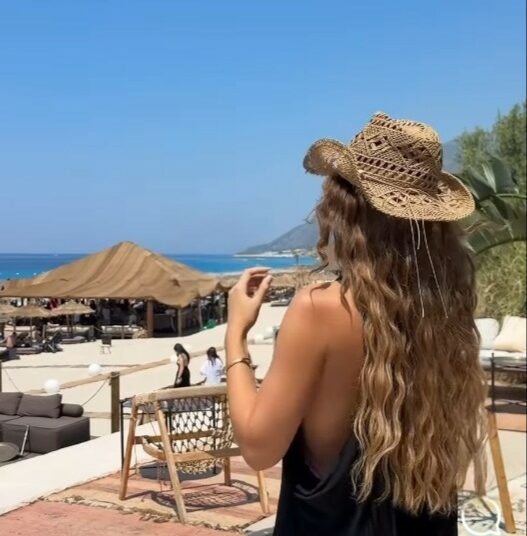 “Nuk kam nerva për trafik”/ Ish-banorja e BBV niset drejt jugut me helikopter!