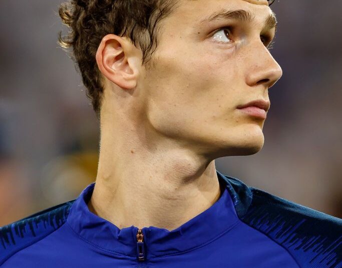 Pavardi i jep fund beqarisë, ja modelja shqiptare që i rrëmbeu zemrën yllit të Interit!