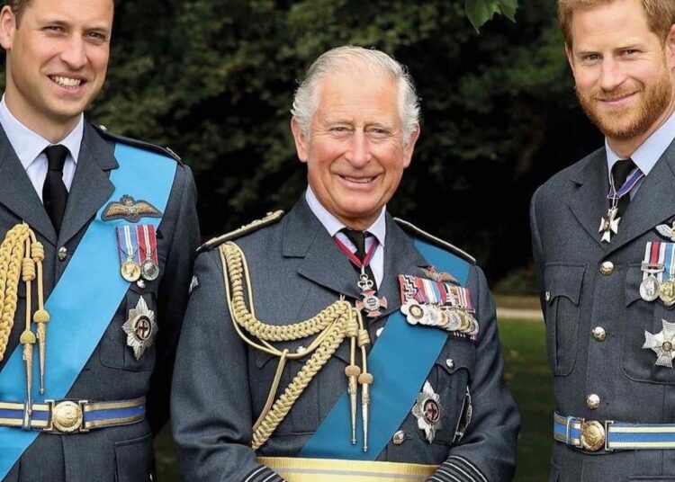 Harry paska një frikë: Kur William të bëhet mbret, mund ta bëjë “non grata” në Britani!