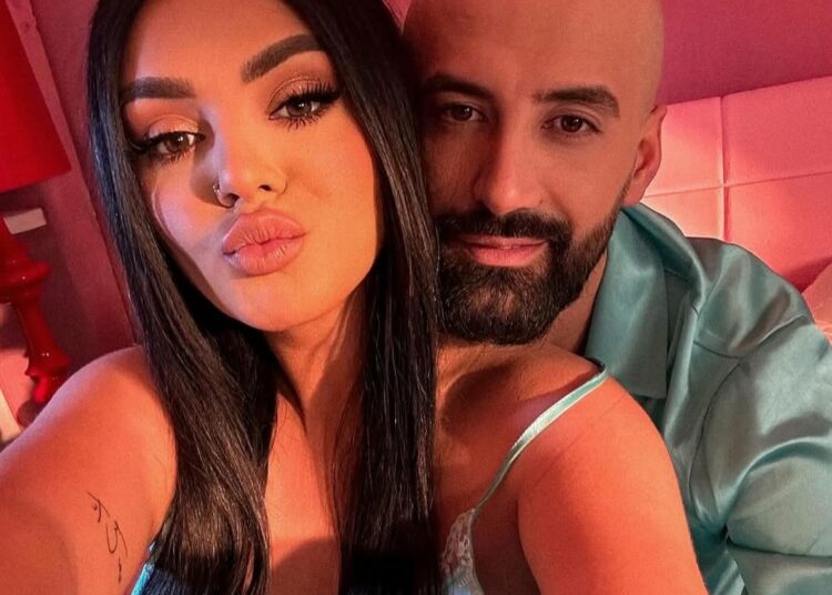 Adisi thyen heshtjen mes zërave për ndarje nga Fifi