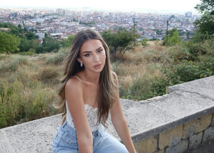 “Jam shumë e mërzitshme si grua”, Kiara Tito tregon anën që s’e keni parë kurrë