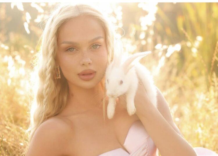 Danja në pritje të ëmbël? Ja detaji që ka ndezur rrjetin!