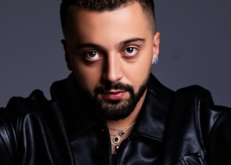 Video dhe imazhe që flasin: A është Gjesti në një lidhje të re?