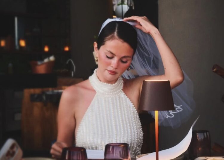 Selena e bëri festën e beqarisë dhe po, dasma është afër!