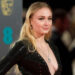 Në filma duket zjarr, por Sophie Turner pranon: S’marr vesh fare nga…
