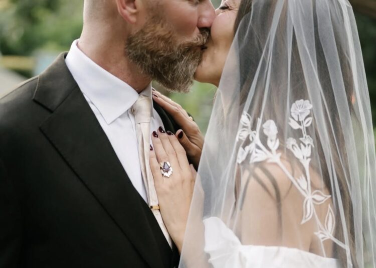 4 motra Hadid, një martesë surprizë, cila tha “po”?