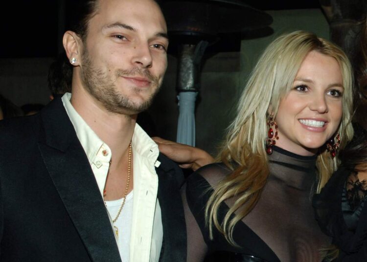 Habit ish-burri i Britney Spears: E kapa duke më tradhtuar (me një grua)!