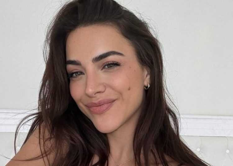 “Nuk është gjithmonë e lehtë” Sara tregon sfidat e bashkë-prindërimit me Ledrin