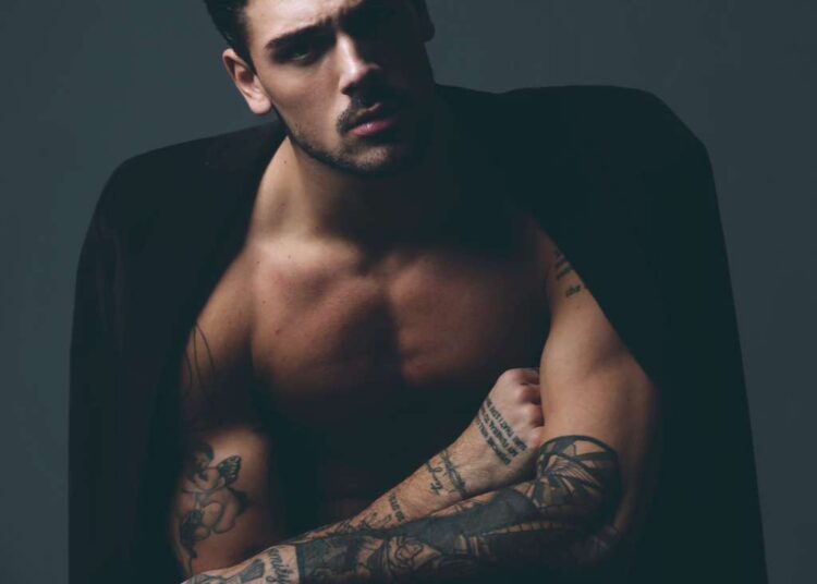 Nga suksesi në sukses, Erik Troqe nuk ndalet! Surpriza me Fadil Berishën!