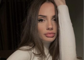 Telefonata që i ndryshoi jetën, Anna Lika kujton nënën e saj të ndjerë: Për mamin tim…