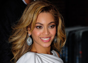 Beyoncé hyn në klubin e miliarderëve dhe thyen një tjetër rekord historik