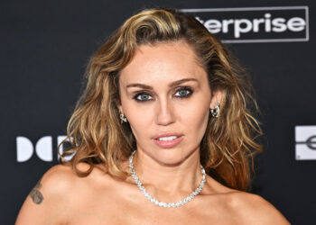 Pas gjithë dramave të jetës… Miley Cyrus më në fund FEJOHET!