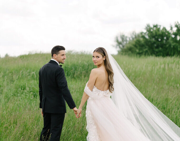 Ende s’ka propozuar? Ja sa ditë i duhen një burri për të kuptuar nëse do të jeni gruaja e tij (apo jo)!