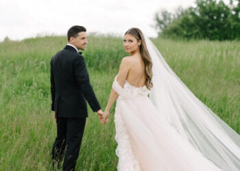 Ende s’ka propozuar? Ja sa ditë i duhen një burri për të kuptuar nëse do të jeni gruaja e tij (apo jo)!