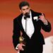 Bad Bunny hyn historinë e Grammy-t, i pari këngëtar latin që fiton çmimin…