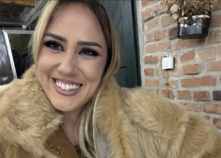 ”Kryeplaku që dua”, pa dashje (ose jo), Arbana na dha një mesazh për Ferma VIP 3!