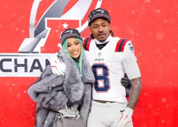 Cardi B & Stefon Diggs janë bashkë? Edhe po, edhe jo!