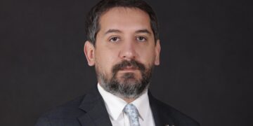 Boarding Bridge × Quintessentially, partneriteti që i jep vlerë edukimit/ Erion Kosovrasti: Ekselenca nuk improvizohet, ajo projektohet me kujdes!