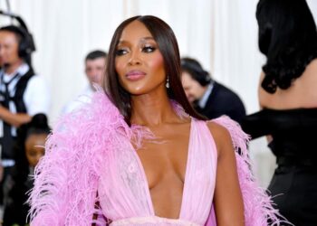 “Mos më akuzoni”, iu përmend emri 300 herë në dokumentet Epstein, reagon Naomi Campbell!