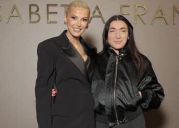 Durrësi në qendër të modës, Marina Vjollca hap dyqanin e ri të Elisabetta Franchi-t!