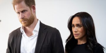 Biografi e re për familjen mbretërore, çifti Harry-Meghan përplasen me autorin: Ka teori konspirative!